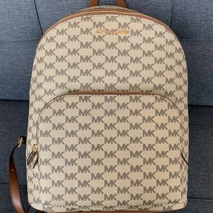BRAND NEW ‼️ MK Bookbag